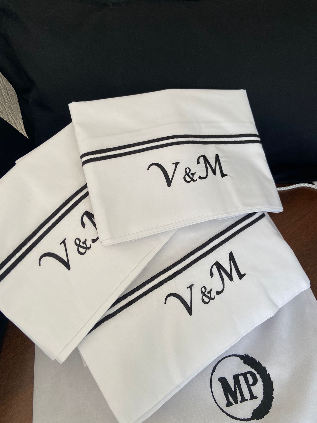 Imagen ilustrativa de Sábanas personalizadas en percal de 180 hilos 100% algodón